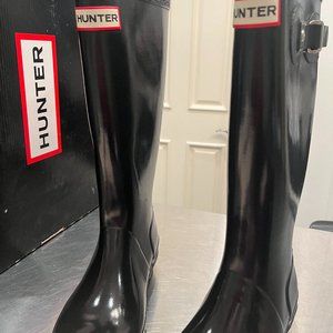 Hunter Black Gloss Rainboots